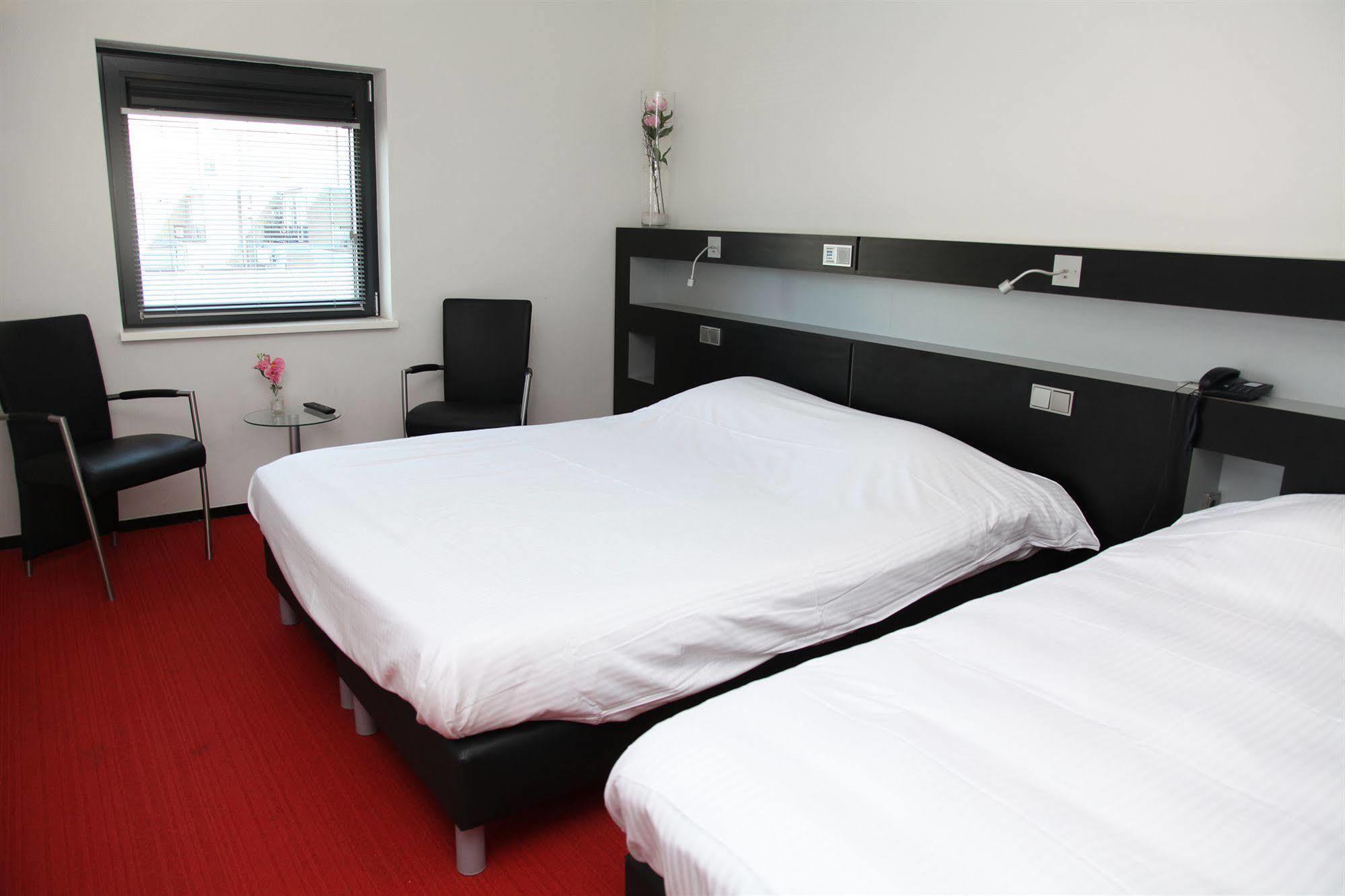 אמן Stads Hotel Boerland מראה חיצוני תמונה