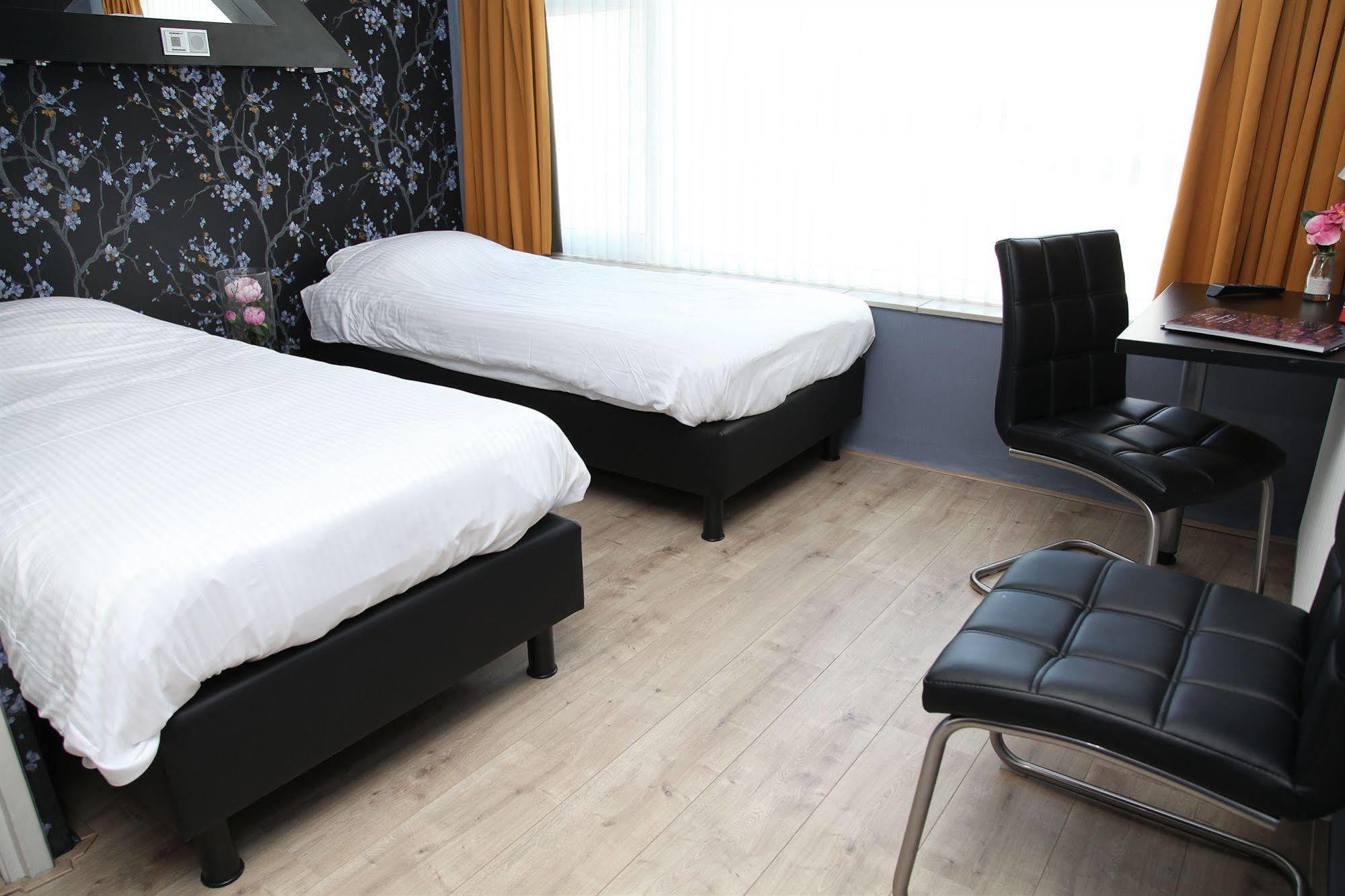 אמן Stads Hotel Boerland מראה חיצוני תמונה